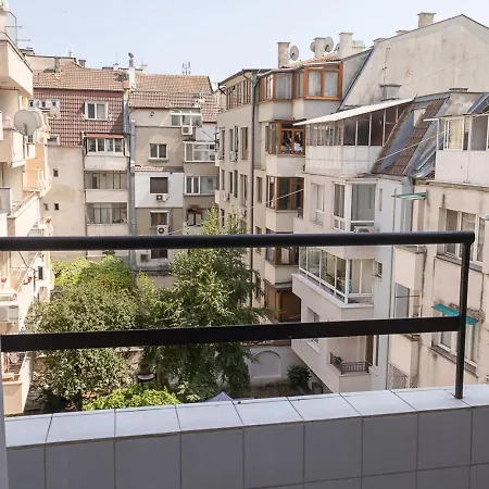 2-bedroom In Prime Location By Flat Mаnаger Apartmán *